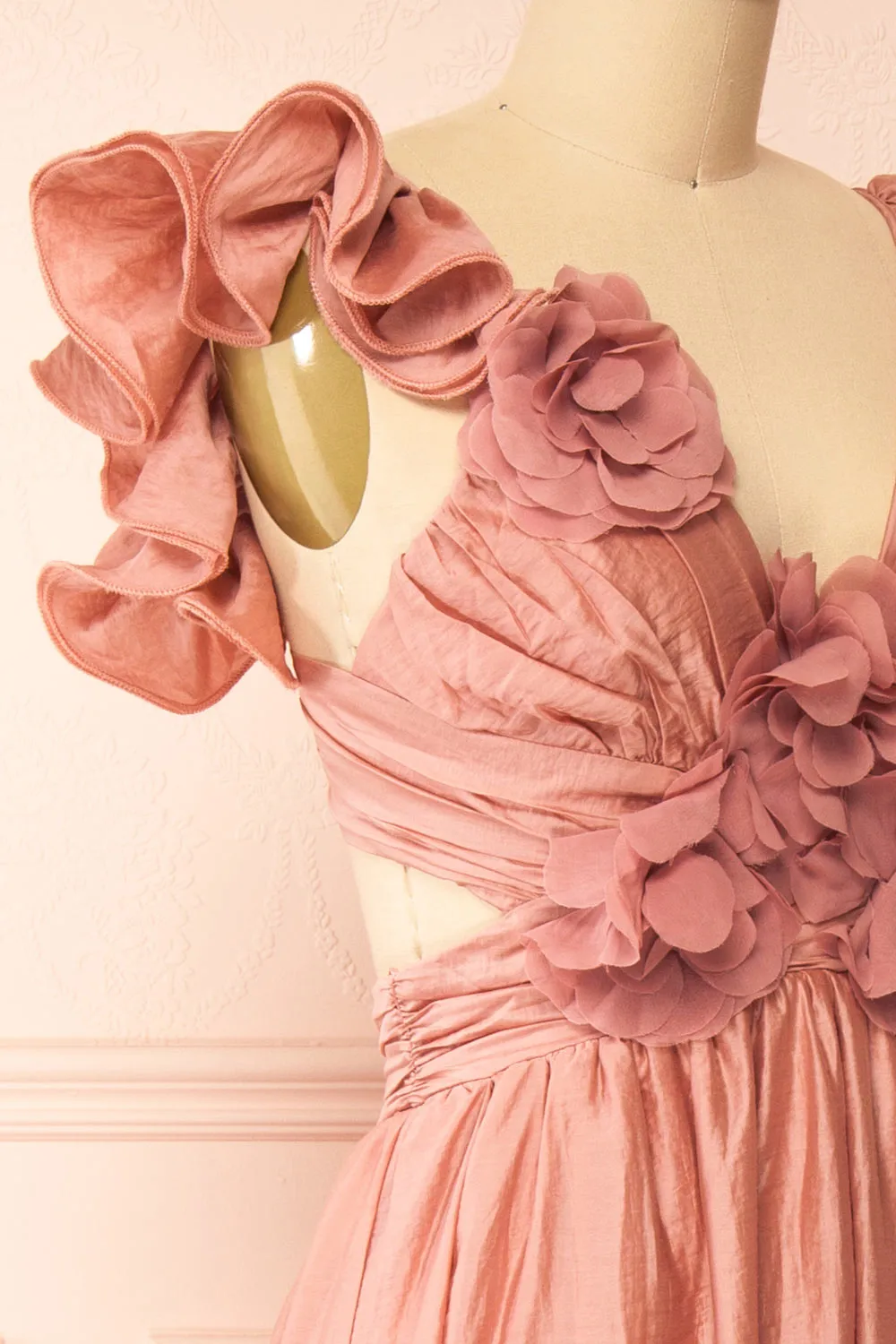 Binnie | Long Pink Dress w/ 3D Flowers