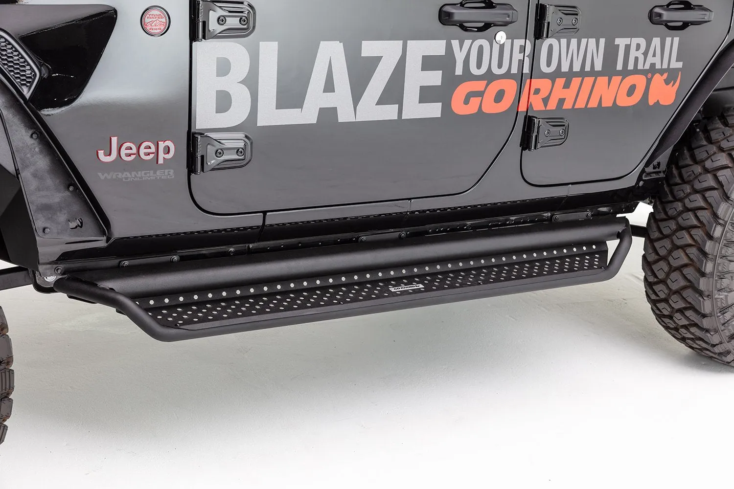 Go Rhino Dominator D1 Side Steps Jeep Wrangler JK 2 Door (07-18) [Extreme - w/ Full Length Drop Step]