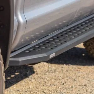 Go Rhino RB20 Running Boards Chevy Colorado Crew Cab (15-22) Bedliner Coating or Textured Black Finish