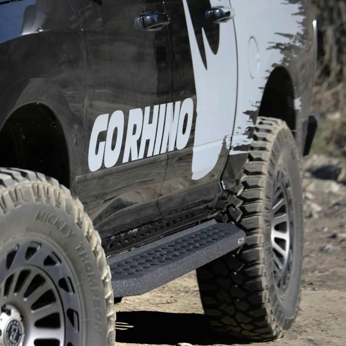 Go Rhino RB20 Running Boards Chevy Colorado Crew Cab (15-22) Bedliner Coating or Textured Black Finish