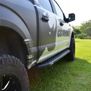Go Rhino RB20 Running Boards Chevy Colorado Crew Cab (15-22) Bedliner Coating or Textured Black Finish