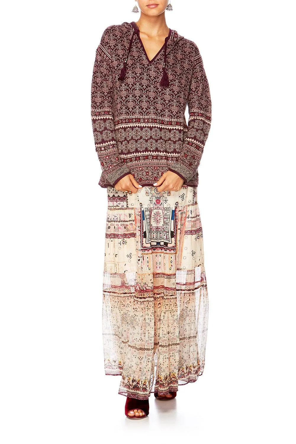 HOODED JUMPER WITH TASSLE MAPPED OUT