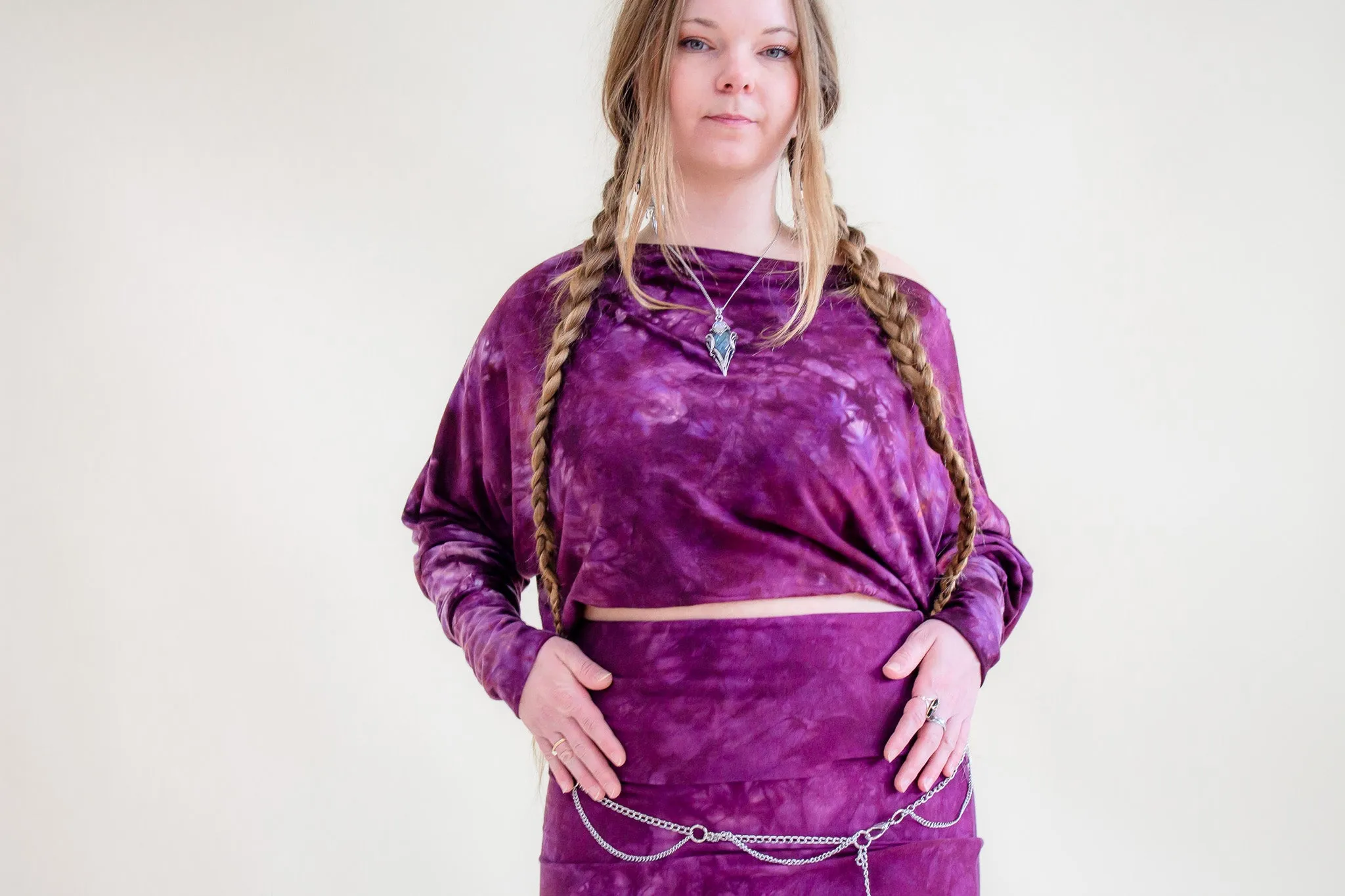 'Royal Magenta' Kristina Crop